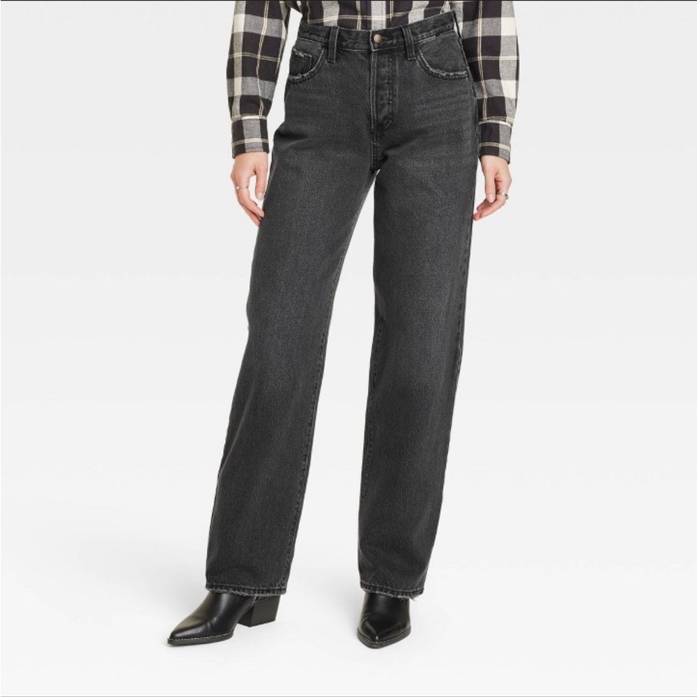 Mid rise 90s baggy jean